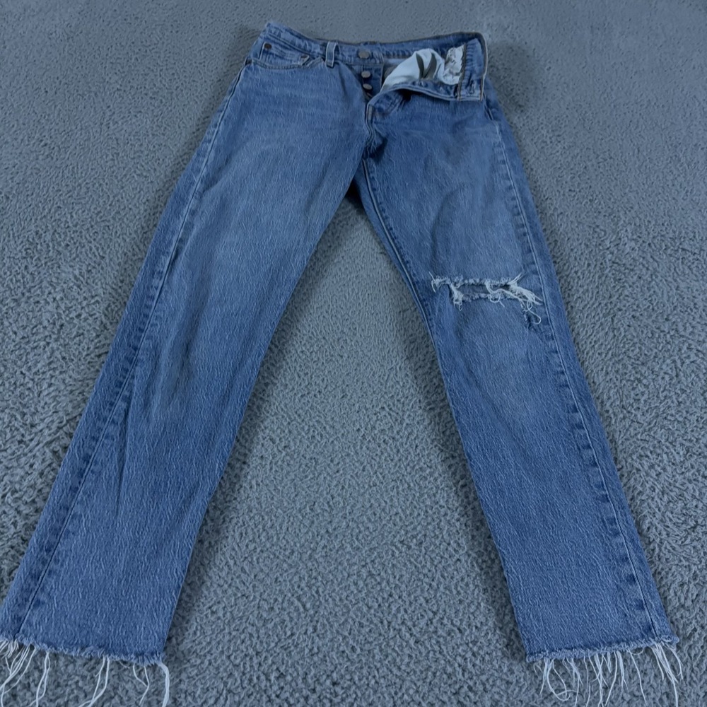 Levis Jeans Womens 25x28 Blue 501 Original Fit Straight Light Wash Button Fly